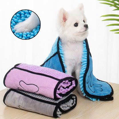 PawsDry Microfiber Pet Towel: Super Absorbent Bathrobe for Dogs and Cats